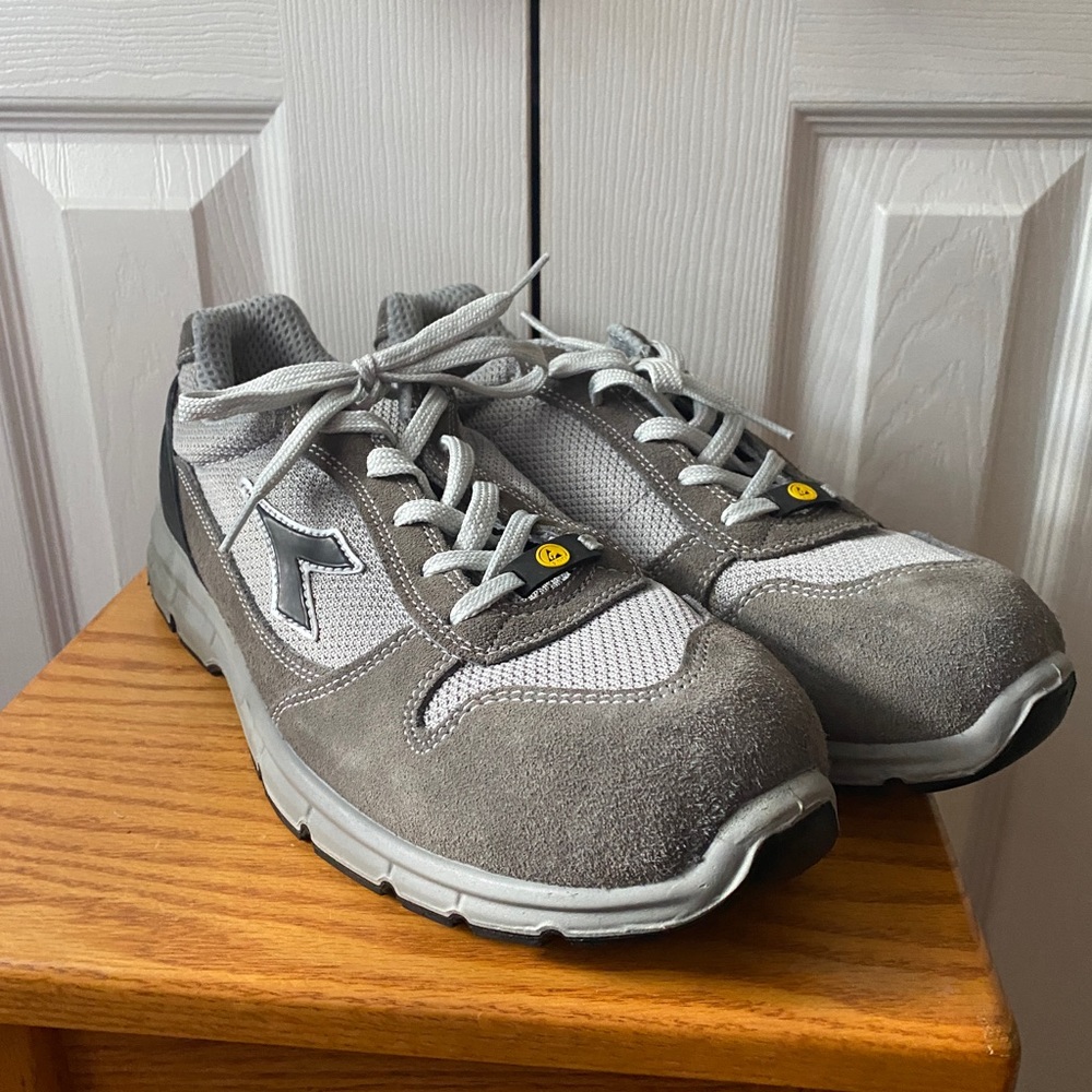 Diadora Castle Rock/Aluminum RUN TEXT LOW S1P SRC ESD Safety Shoe SZ 44 (10 US)